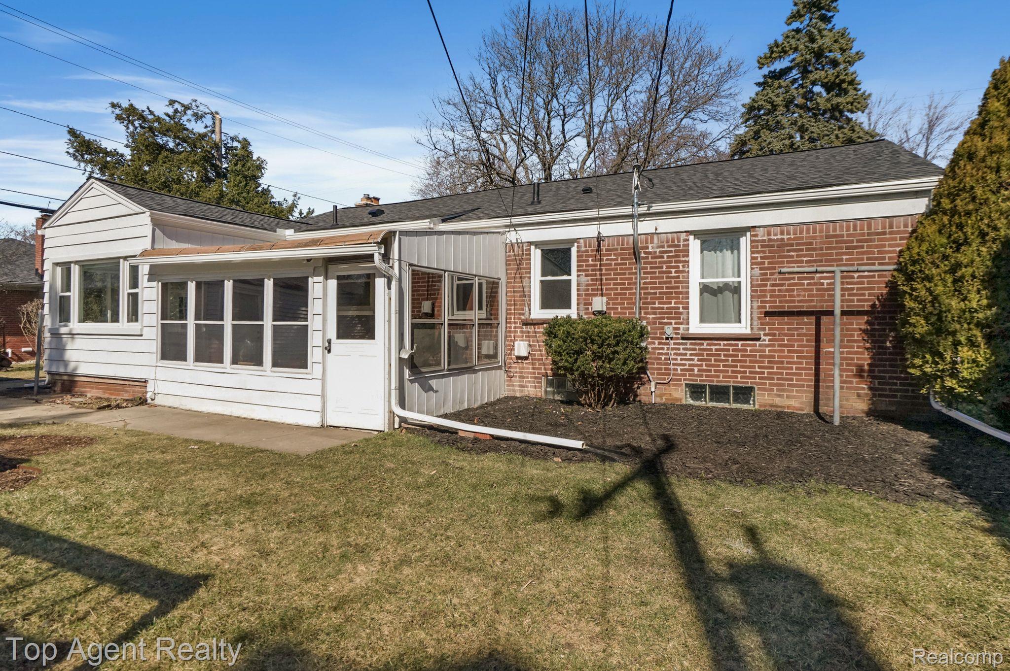 16261 Beverly Road Franklin, MI 48025 - Photo 31 of 33
