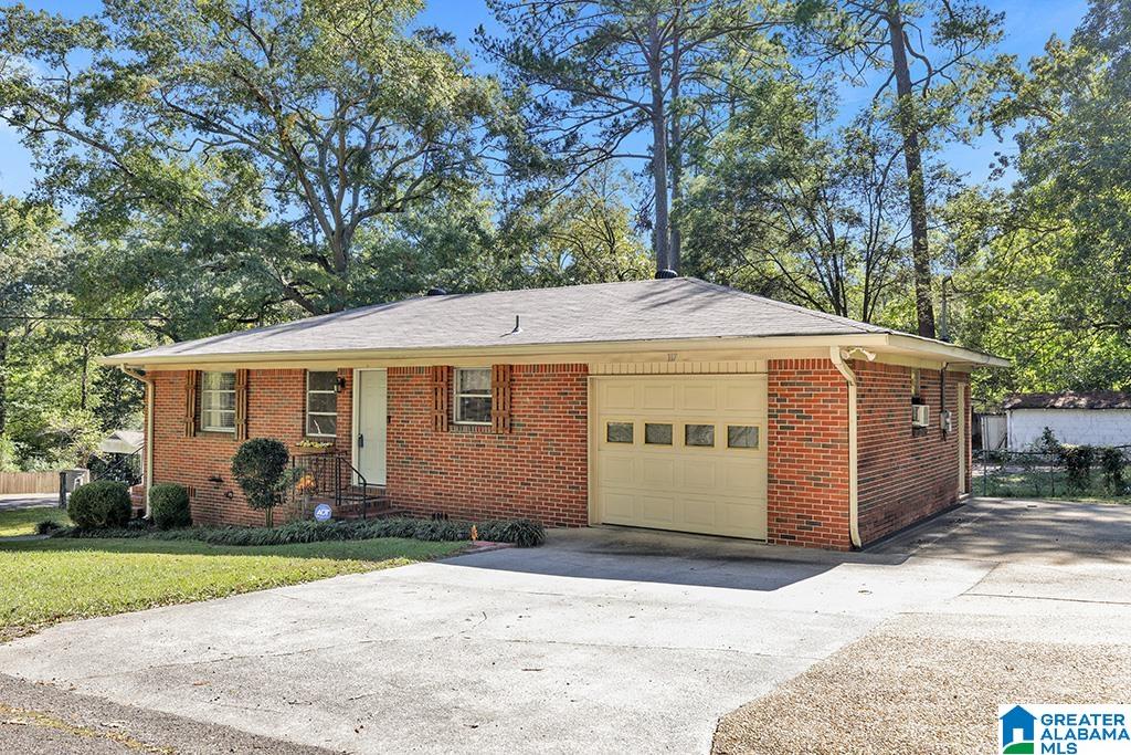 117 Westbrook Road Bessemer, AL 35023 - Photo 4 of 19