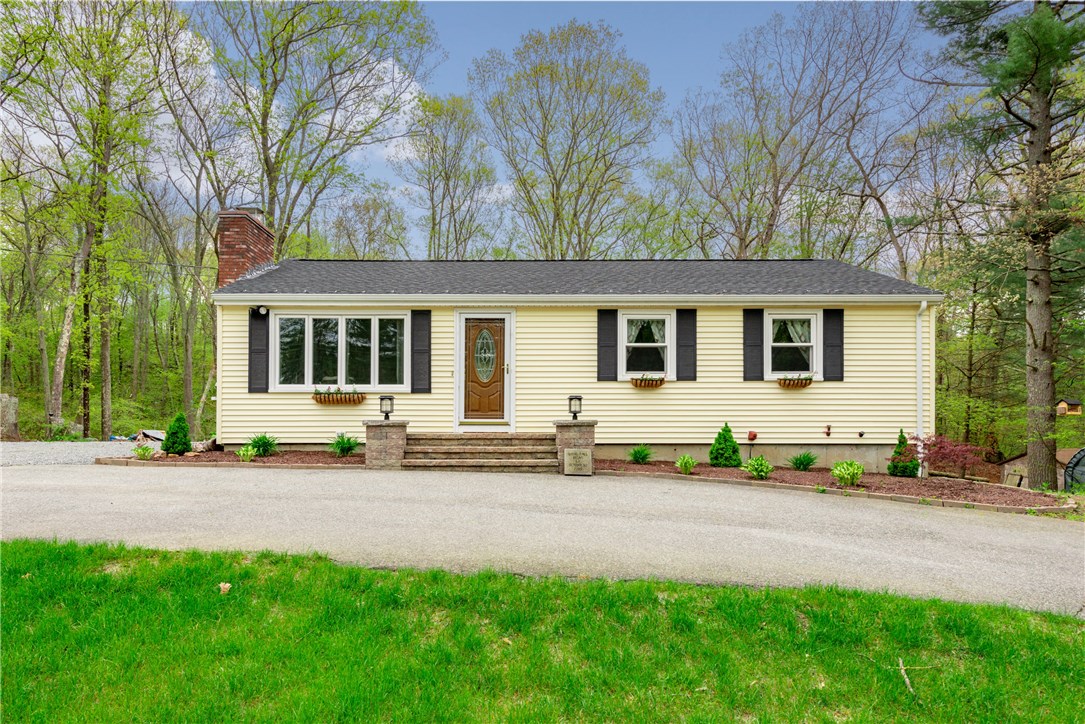 10 Log Road Harrisville, RI 02830 - Photo 3 of 27