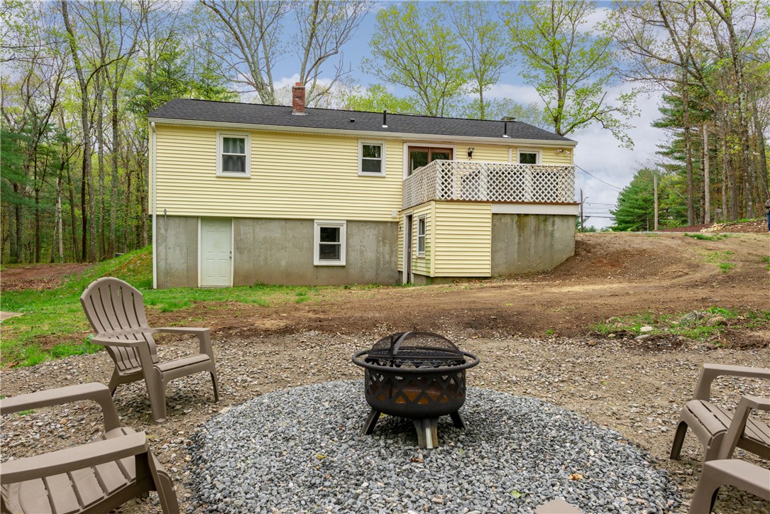 10 Log Road Harrisville, RI 02830 - Photo 5 of 27