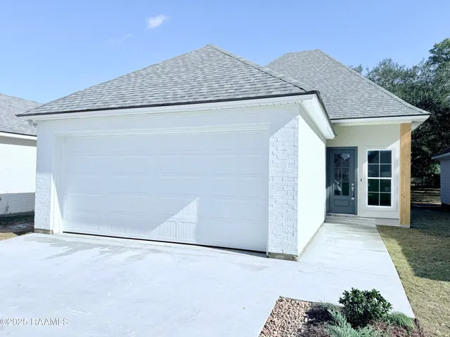 $242,500 | 102 Fig, Lafayette, LA 70506