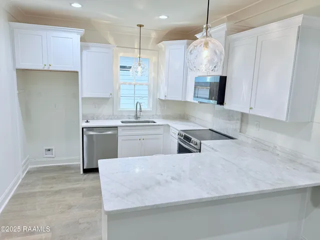 $242,500 | 102 Fig, Lafayette, LA 70506