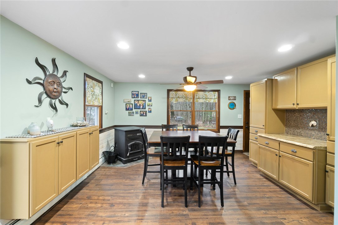 623 Rocky Hill Road Scituate, RI 02857 - Photo 20 of 43