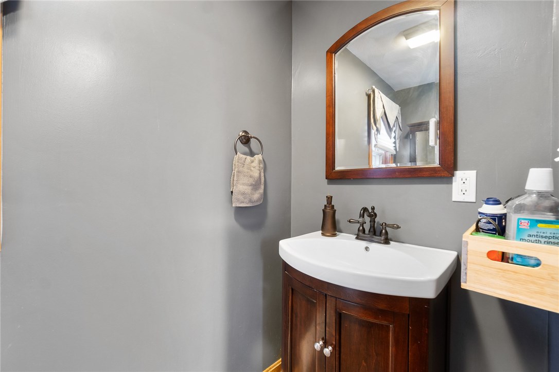 623 Rocky Hill Road Scituate, RI 02857 - Photo 24 of 43