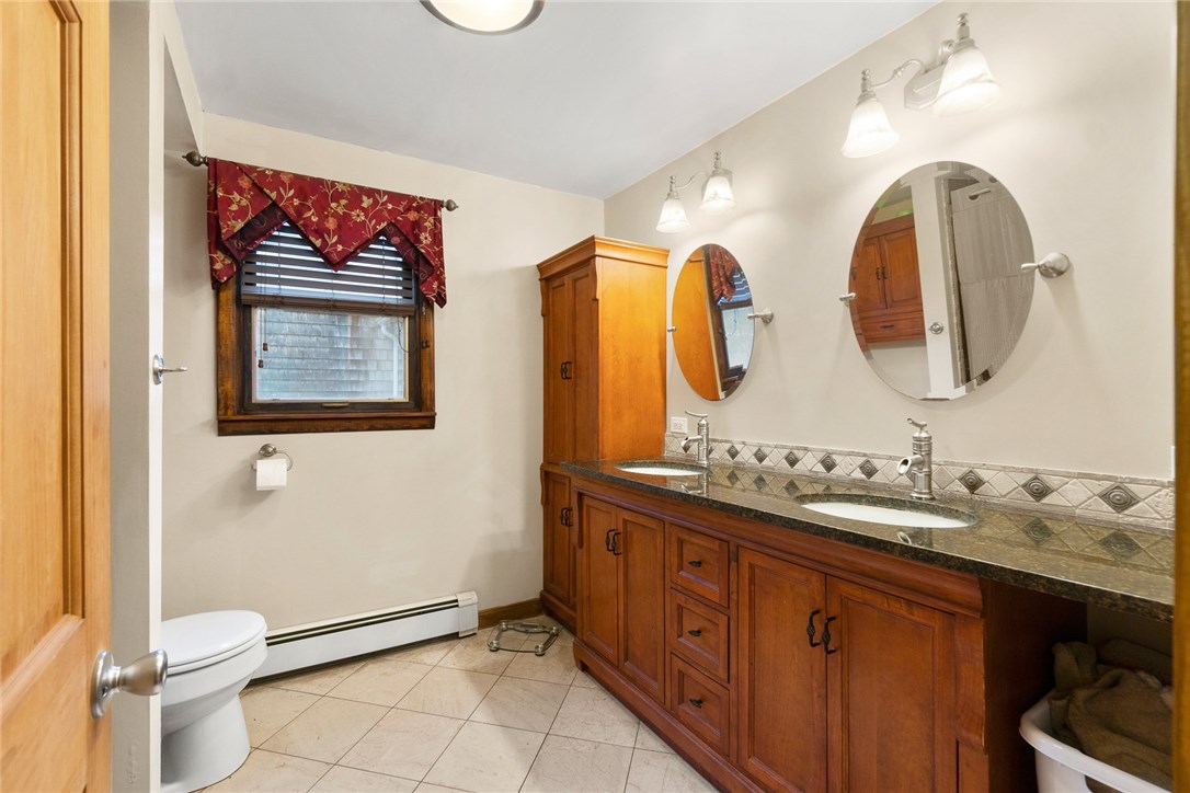 623 Rocky Hill Road Scituate, RI 02857 - Photo 33 of 43