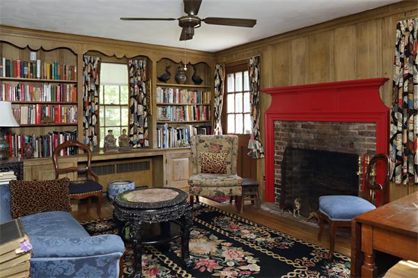 7 Dorset Road Newton, MA 02468 - Photo 4 of 7