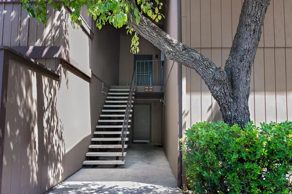 $199,000 | 935 Fulton Avenue, Unit 500, Sacramento, CA 95825