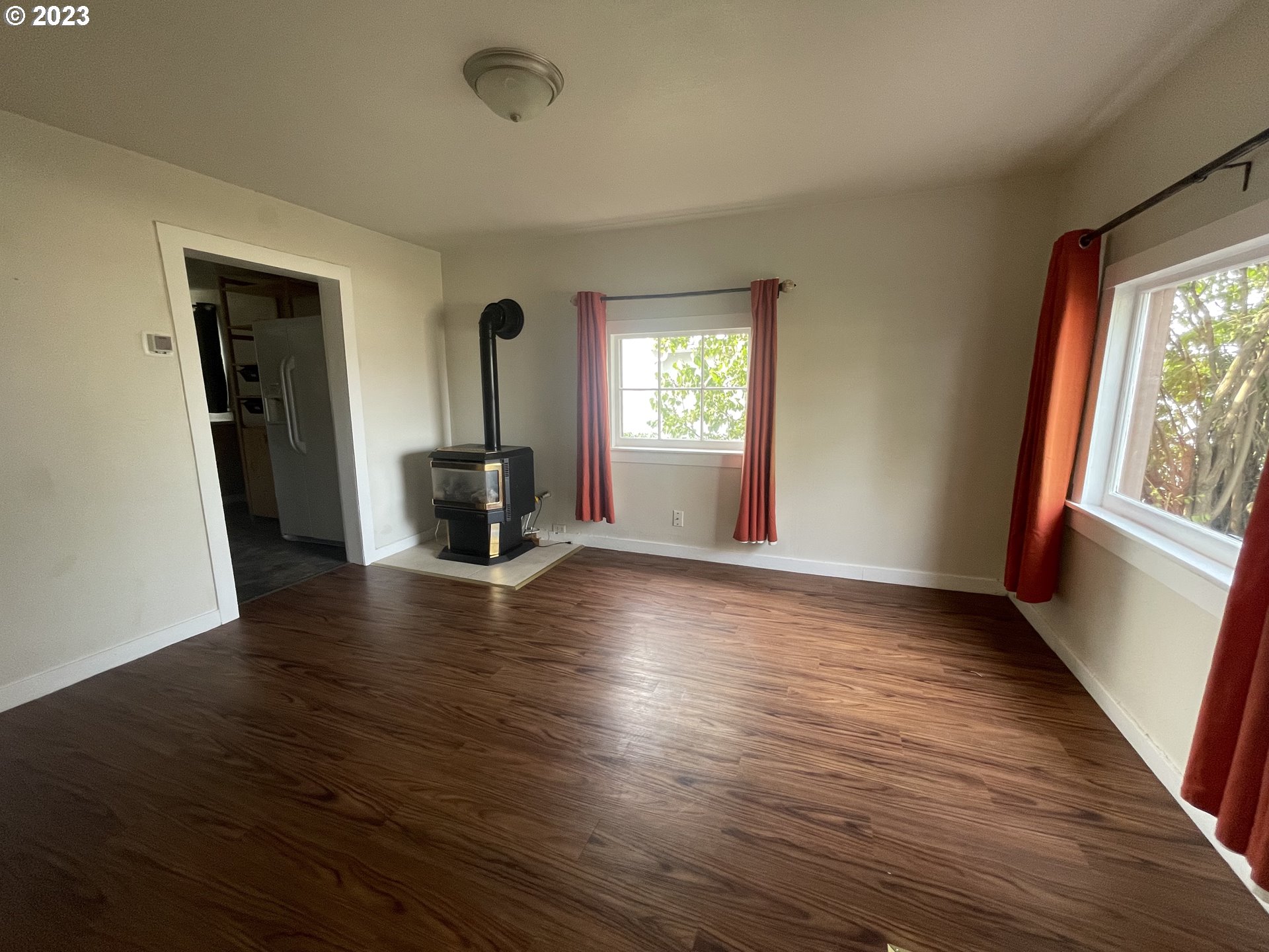 831 Southwest 8th Street Pendleton, OR 97801 - Photo 5 of 14