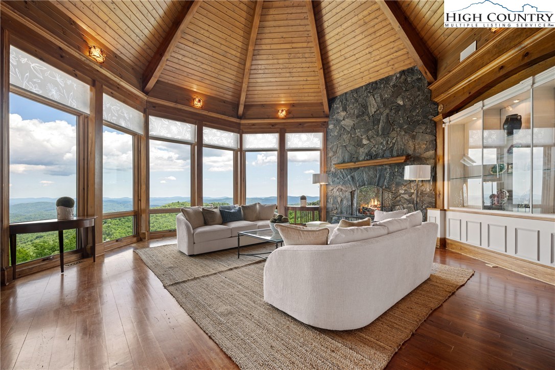 171 Acanthus Trail Boone, NC 28607 - Photo 8 of 49