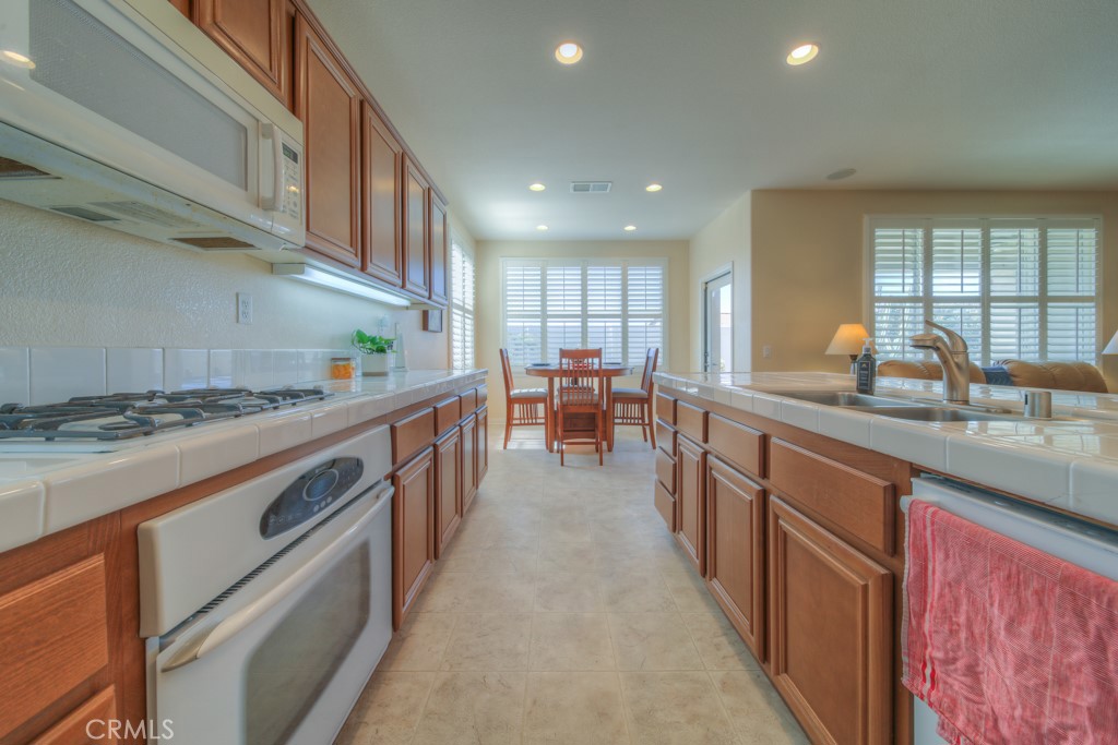 29139 Stone Ridge Street Menifee, CA 92584 - Photo 21 of 36