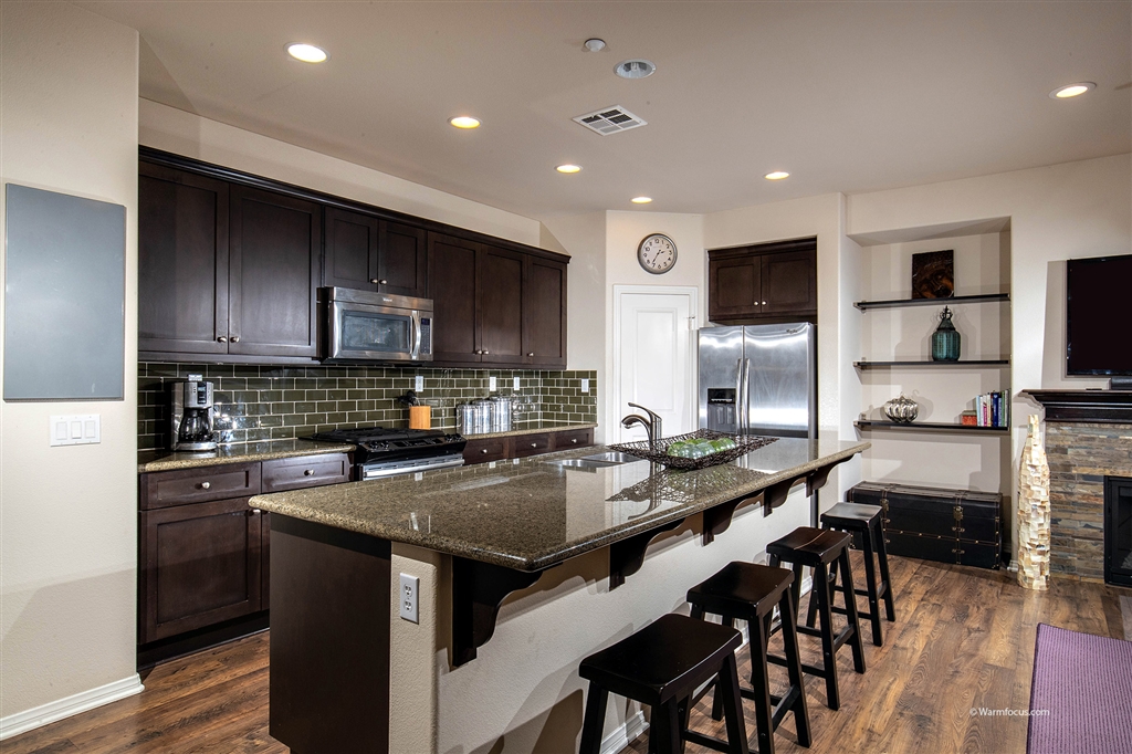 2264 Flatiron Way San Marcos, CA 92078 - Photo 6 of 21