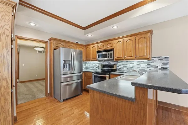 $365,000 | 4131 Southwest Homestead Drive, Lee's Summit, MO 64082