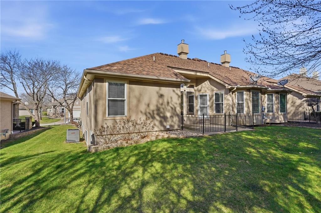 4131 Southwest Homestead Drive Lee's Summit, MO 64082 - Photo 40 of 50