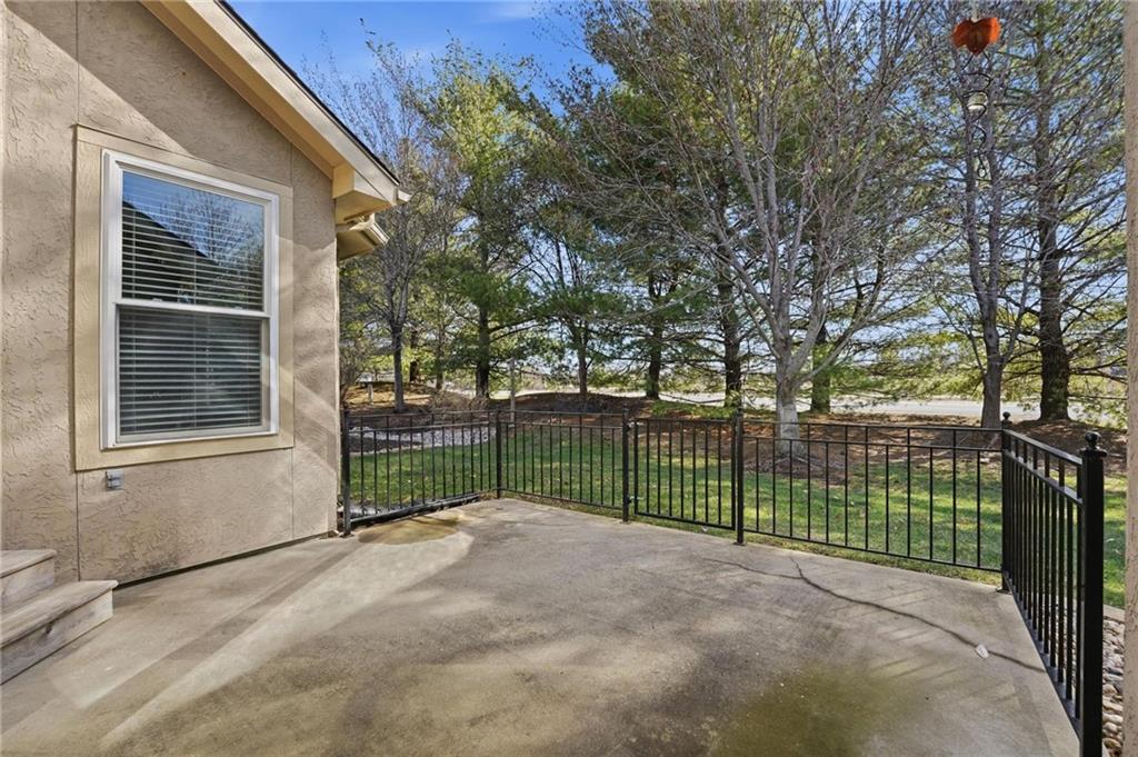 4131 Southwest Homestead Drive Lee's Summit, MO 64082 - Photo 43 of 50
