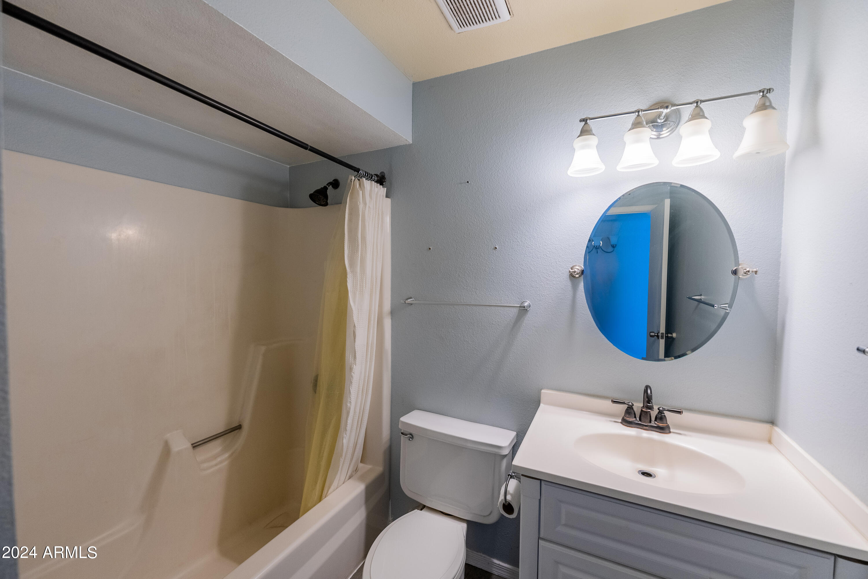 6812 South Terrace Road Tempe, AZ 85283 - Photo 12 of 40 Terrace Rd