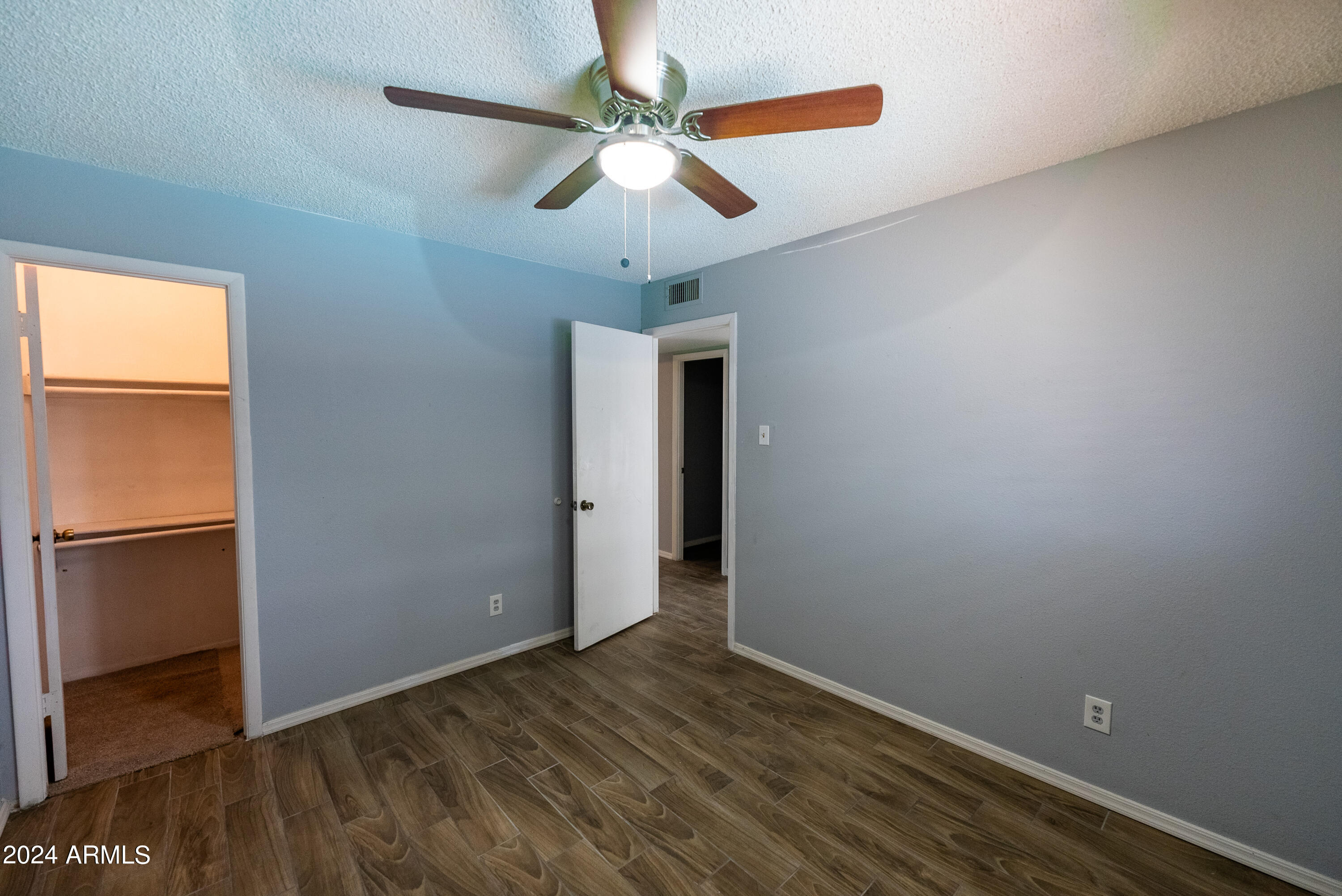 6812 South Terrace Road Tempe, AZ 85283 - Photo 10 of 40 Terrace Rd