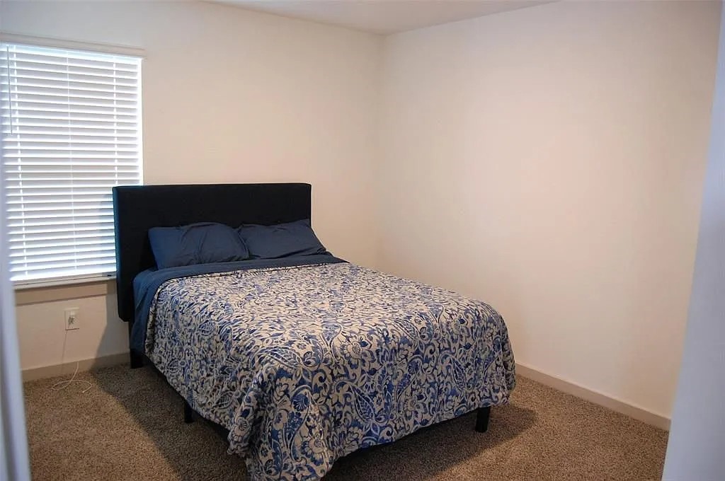 7839 Murciana Drive Rosharon, TX 77583 - Photo 9 of 25