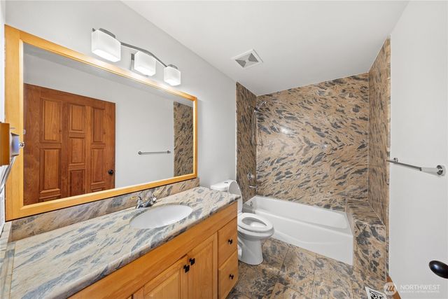 $1,065,000 | 34125 Southeast 327th Place, Ravensdale, WA 98051