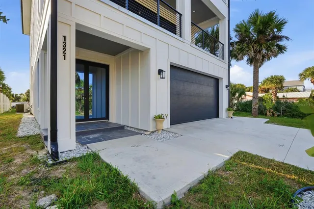 $2,247,000 | 1321 North Central Avenue, Flagler Beach, FL 32136