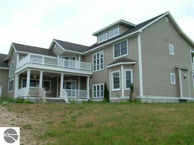 9775 Burgess Road Charlevoix, MI 49720 - Photo 1 of 15 1719245.JPG