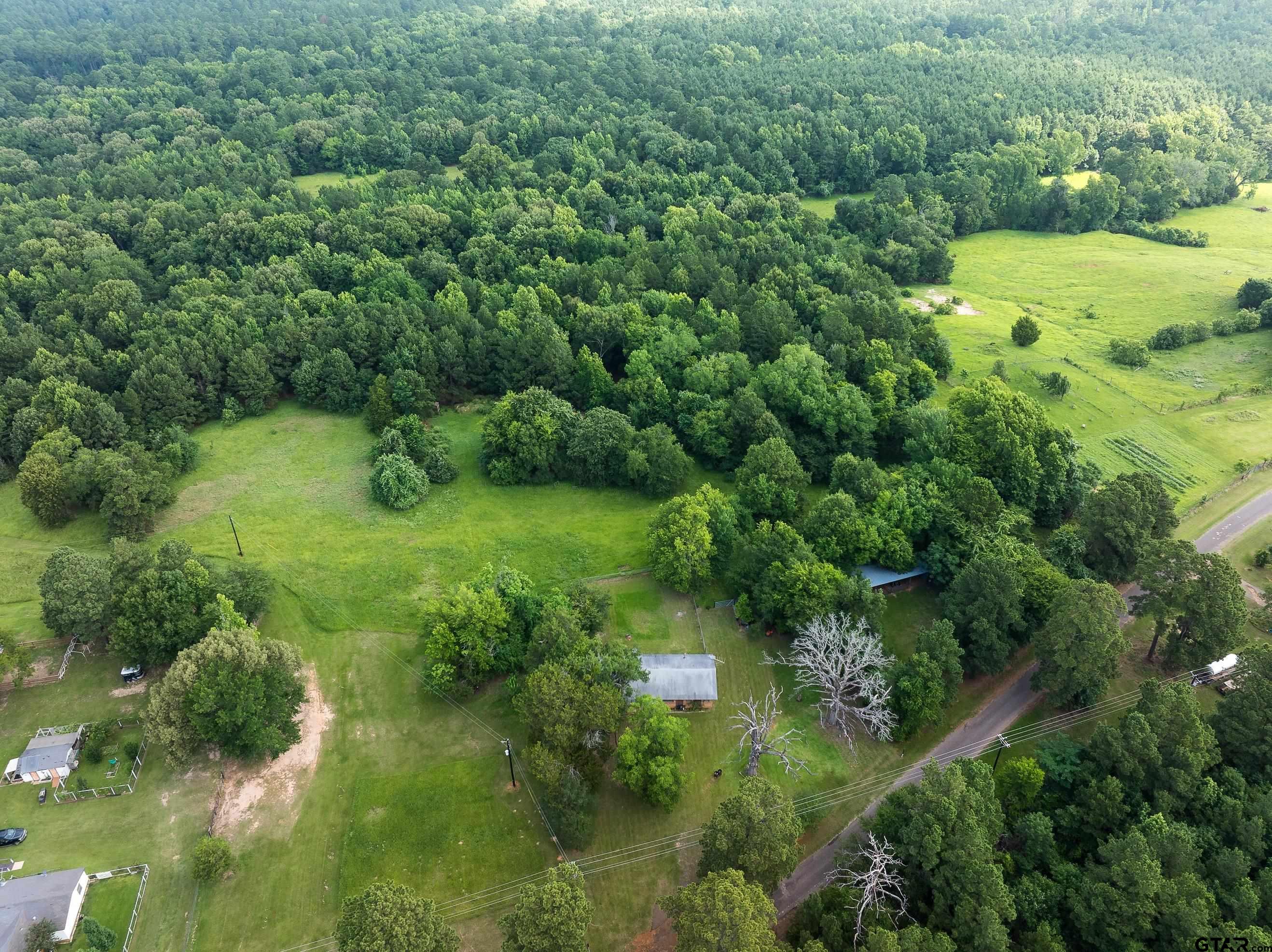 519 An County Road Palestine, TX 75803 - Photo 15 of 48 Gallery Image 15