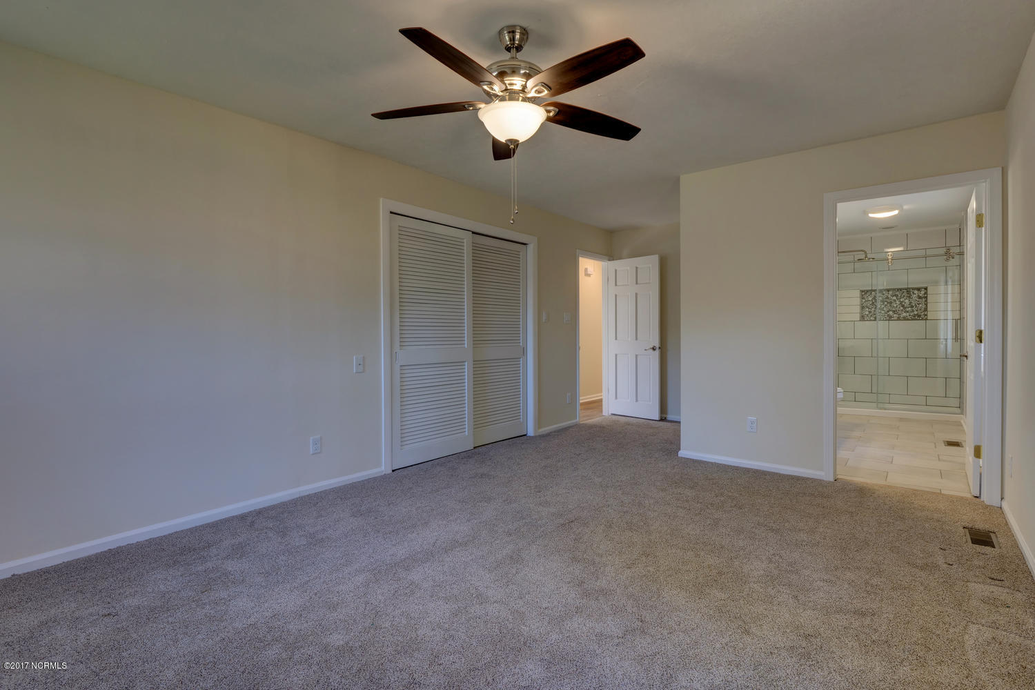 305 Brynn Marr Road Jacksonville, NC 28546 - Photo 17 of 29 Master Bedroom