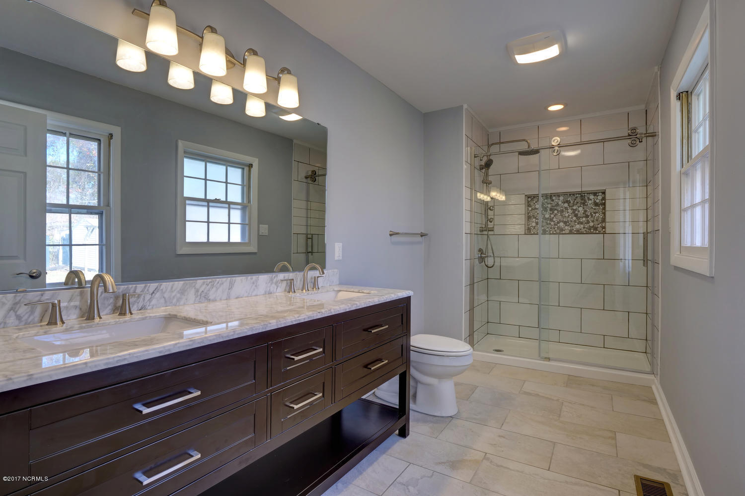 305 Brynn Marr Road Jacksonville, NC 28546 - Photo 18 of 29 Master Bathroom