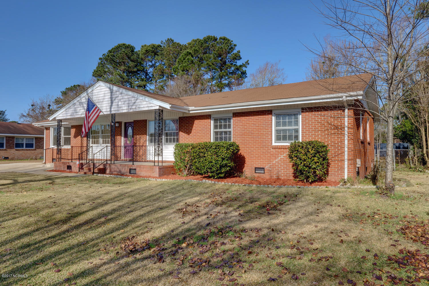 305 Brynn Marr Road Jacksonville, NC 28546 - Photo 3 of 29 Front
