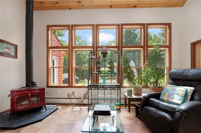 $1,250,000 | 350 Austin Farm Road, Exeter, RI 02822