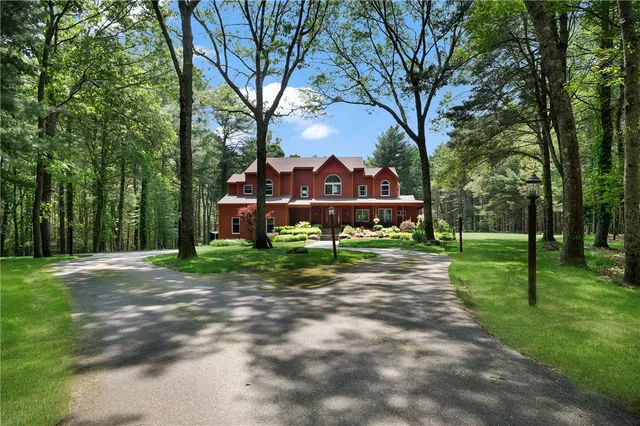 $1,250,000 | 350 Austin Farm Road, Exeter, RI 02822