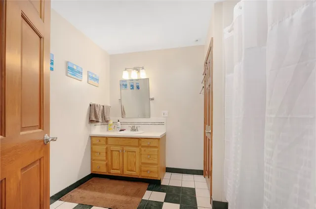 $1,250,000 | 350 Austin Farm Road, Exeter, RI 02822