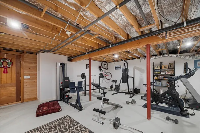 $1,250,000 | 350 Austin Farm Road, Exeter, RI 02822