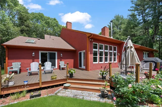 $1,250,000 | 350 Austin Farm Road, Exeter, RI 02822