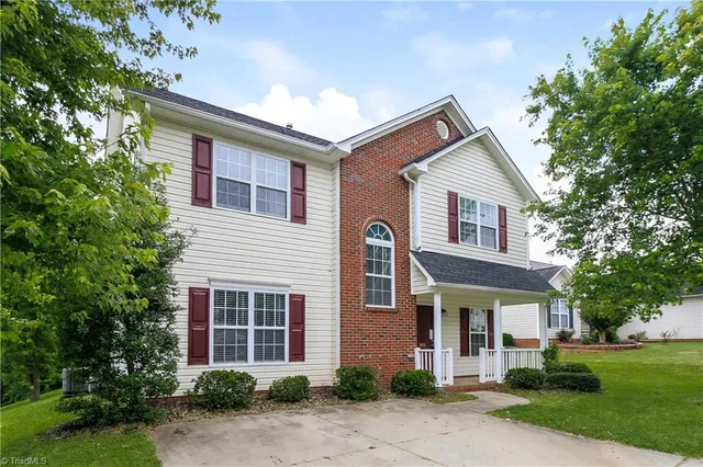 $1,665 | 3801 Heather View Lane, Winston-Salem, NC 27127