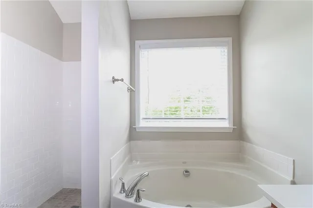 $1,665 | 3801 Heather View Lane, Winston-Salem, NC 27127