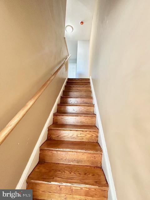 8405 12th Avenue Silver Spring, MD 20903 - Photo 20 of 23 Stairs to upstairs bedroom