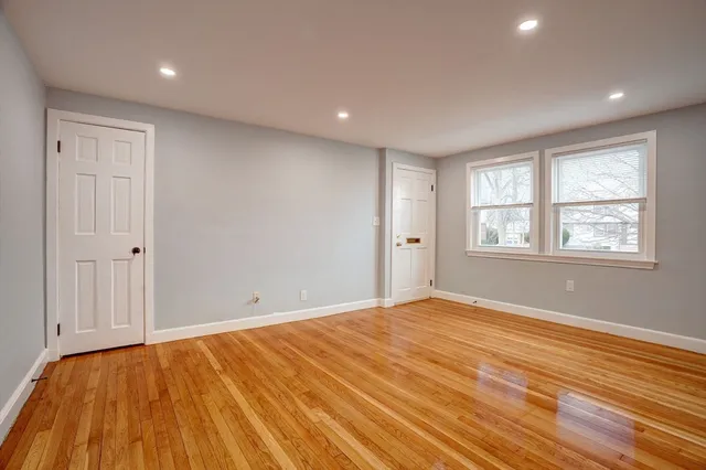 $2,450 | 23 Langley Circle, Unit 1, Quincy, MA 02170