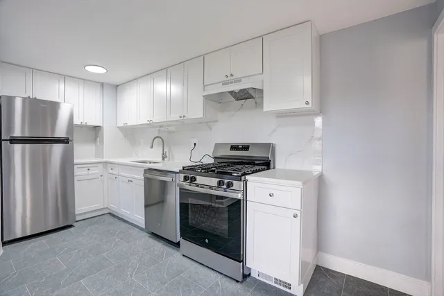 $2,450 | 23 Langley Circle, Unit 1, Quincy, MA 02170