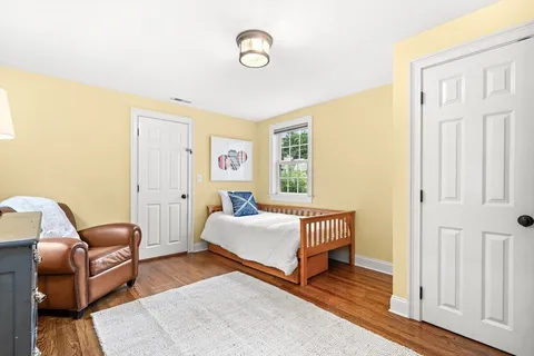$2,395,000 | 10 Kirkland Circle, Wellesley, MA 02481