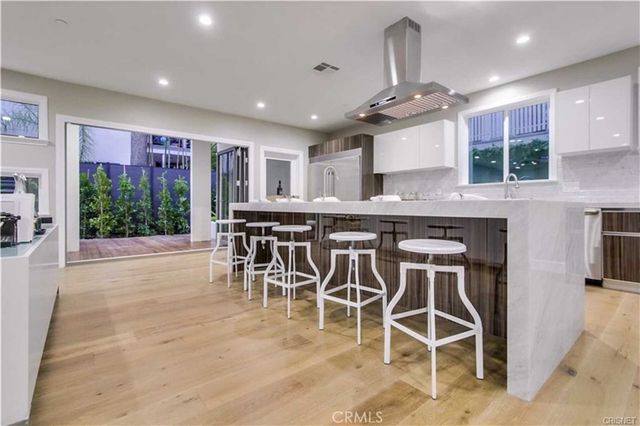 $13,500 | 11645 Woodbridge Street, Studio City, CA 91604