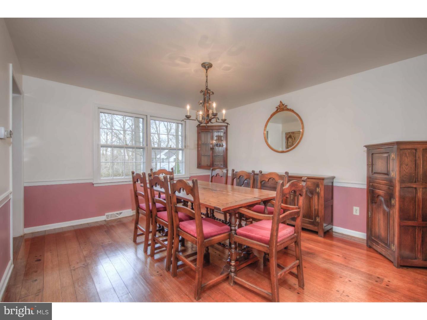 9 Crestview Circle Wayne, PA 19087 - Photo 3 of 23 Dining Room