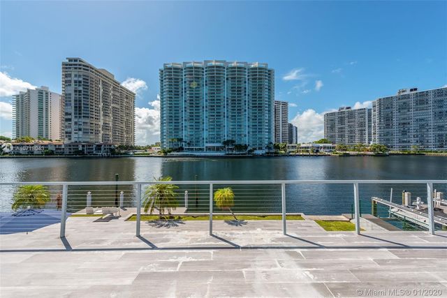 $3,485,000 | 369 Centre Island, Golden Beach, FL 33160