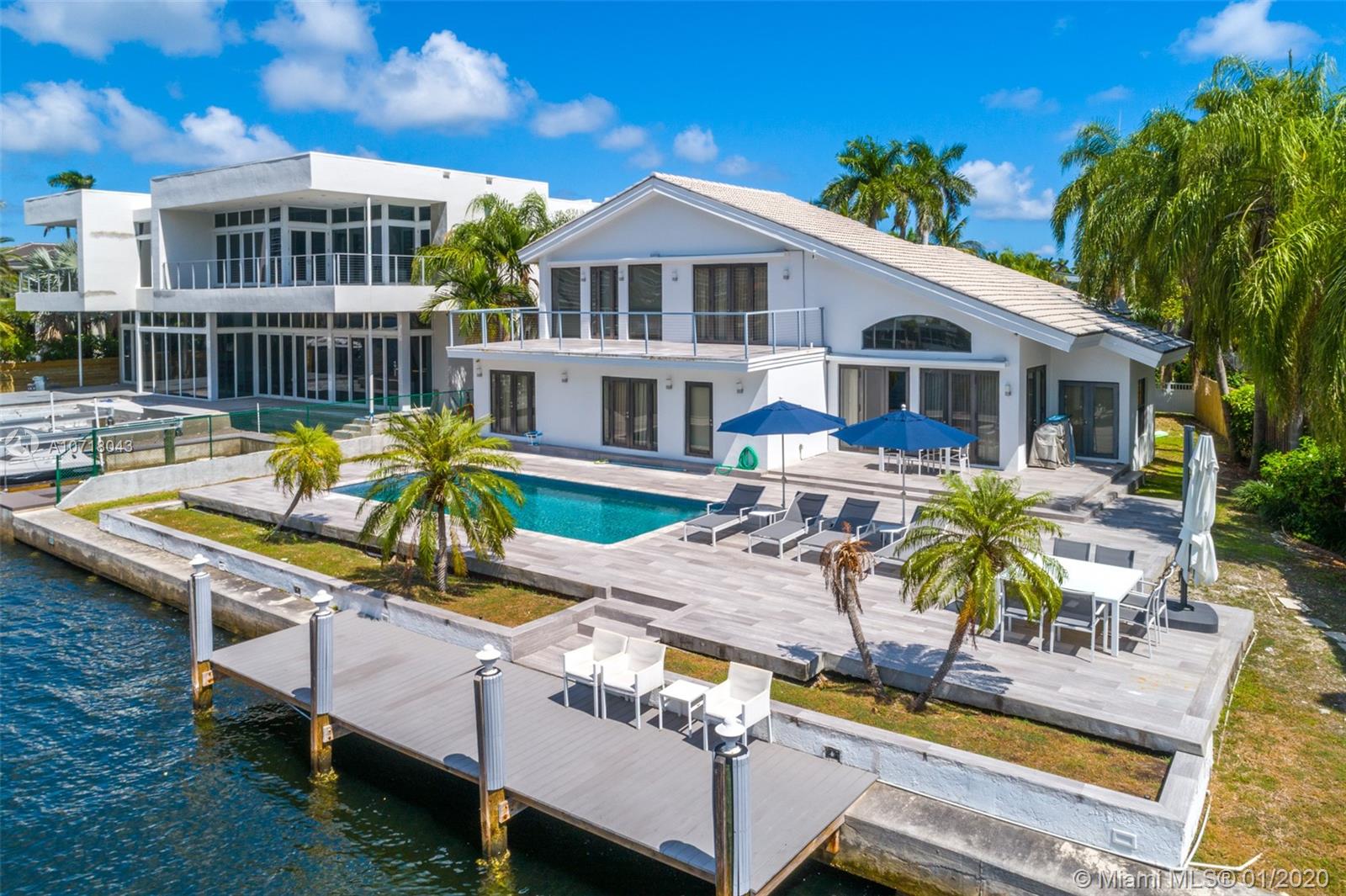 369 Centre Island Golden Beach, FL 33160 - Photo 30 of 57