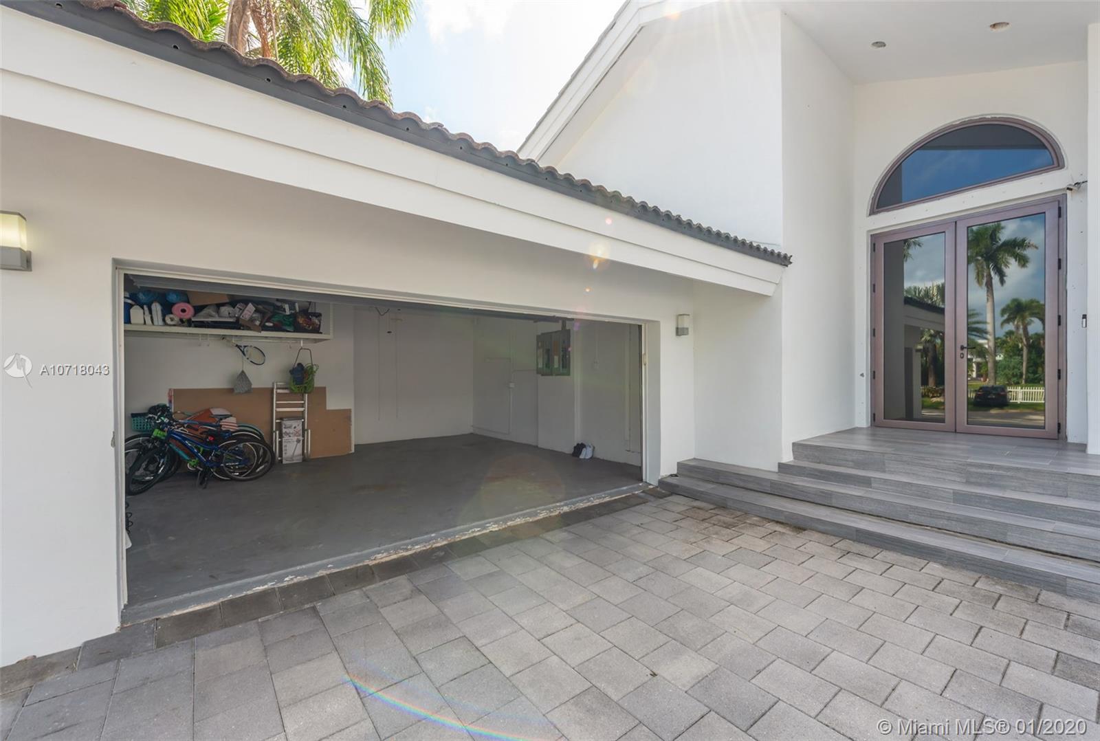 369 Centre Island Golden Beach, FL 33160 - Photo 39 of 57