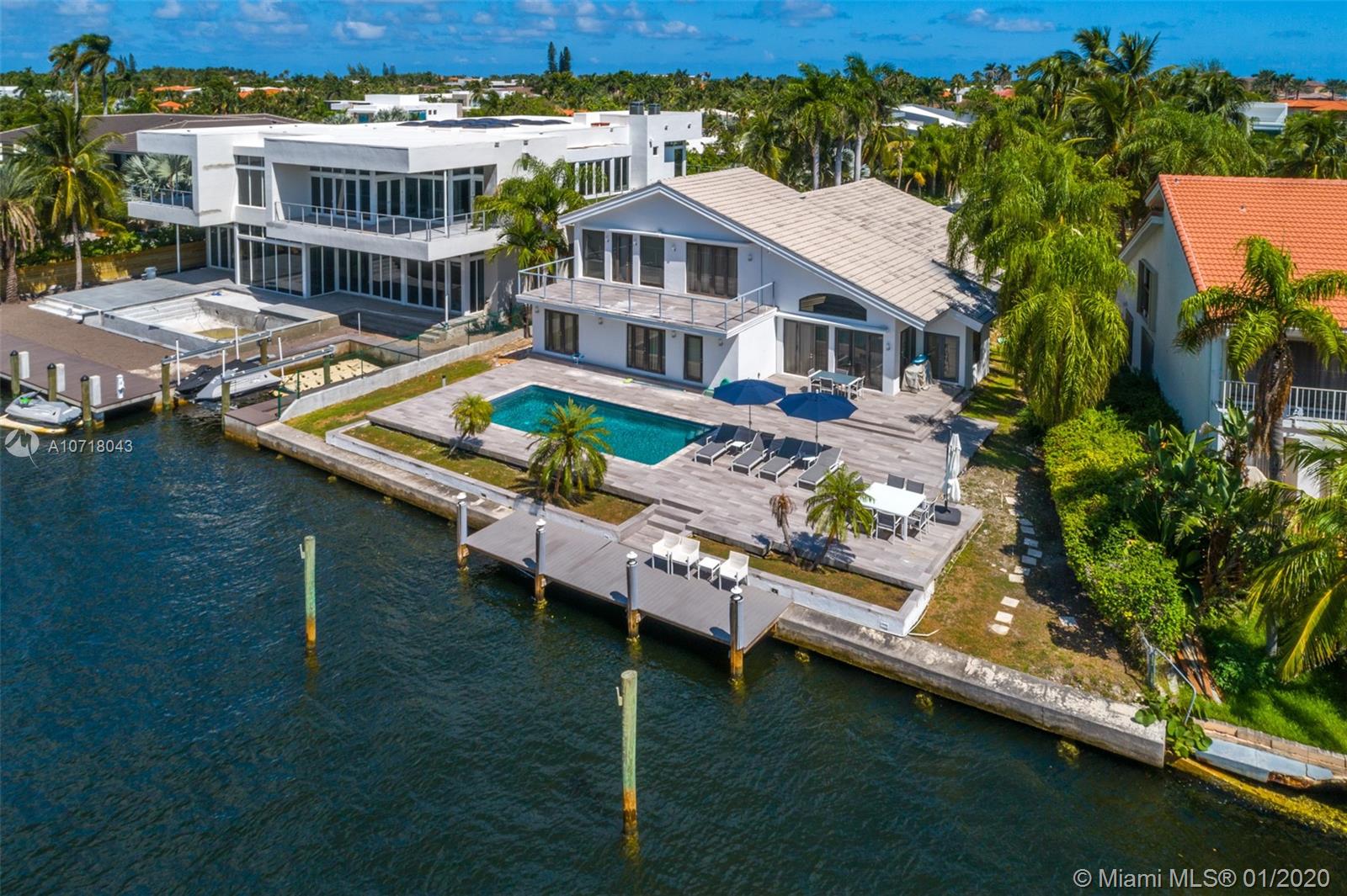 369 Centre Island Golden Beach, FL 33160 - Photo 45 of 57