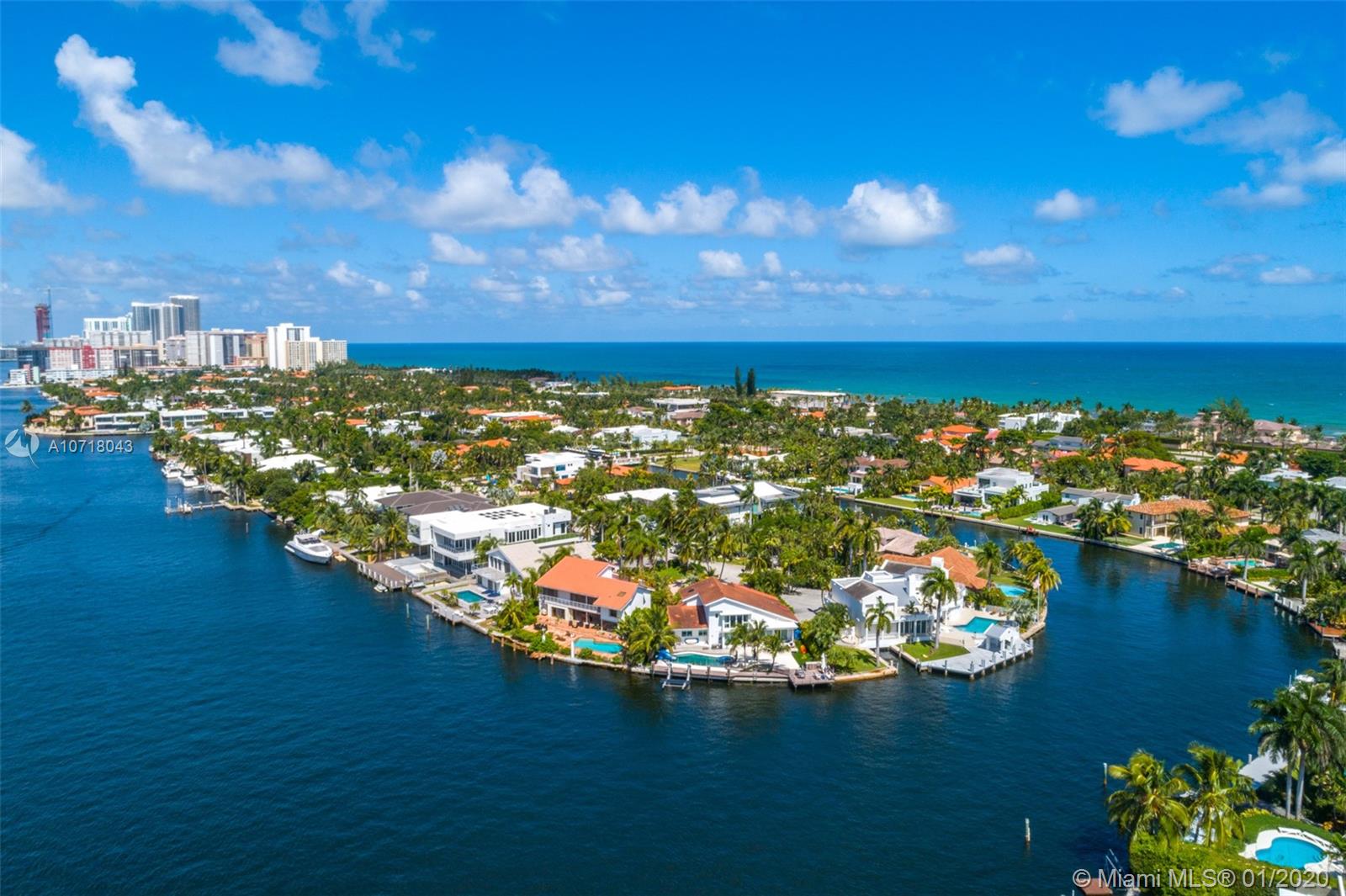 369 Centre Island Golden Beach, FL 33160 - Photo 50 of 57