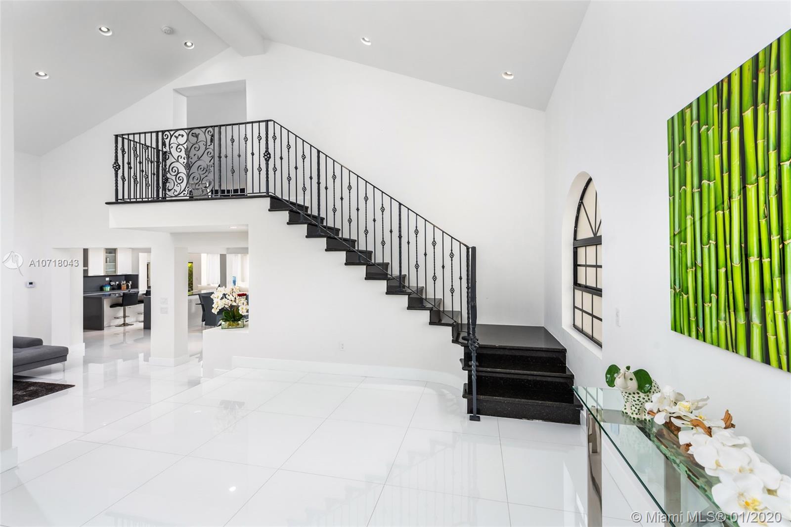 369 Centre Island Golden Beach, FL 33160 - Photo 9 of 57