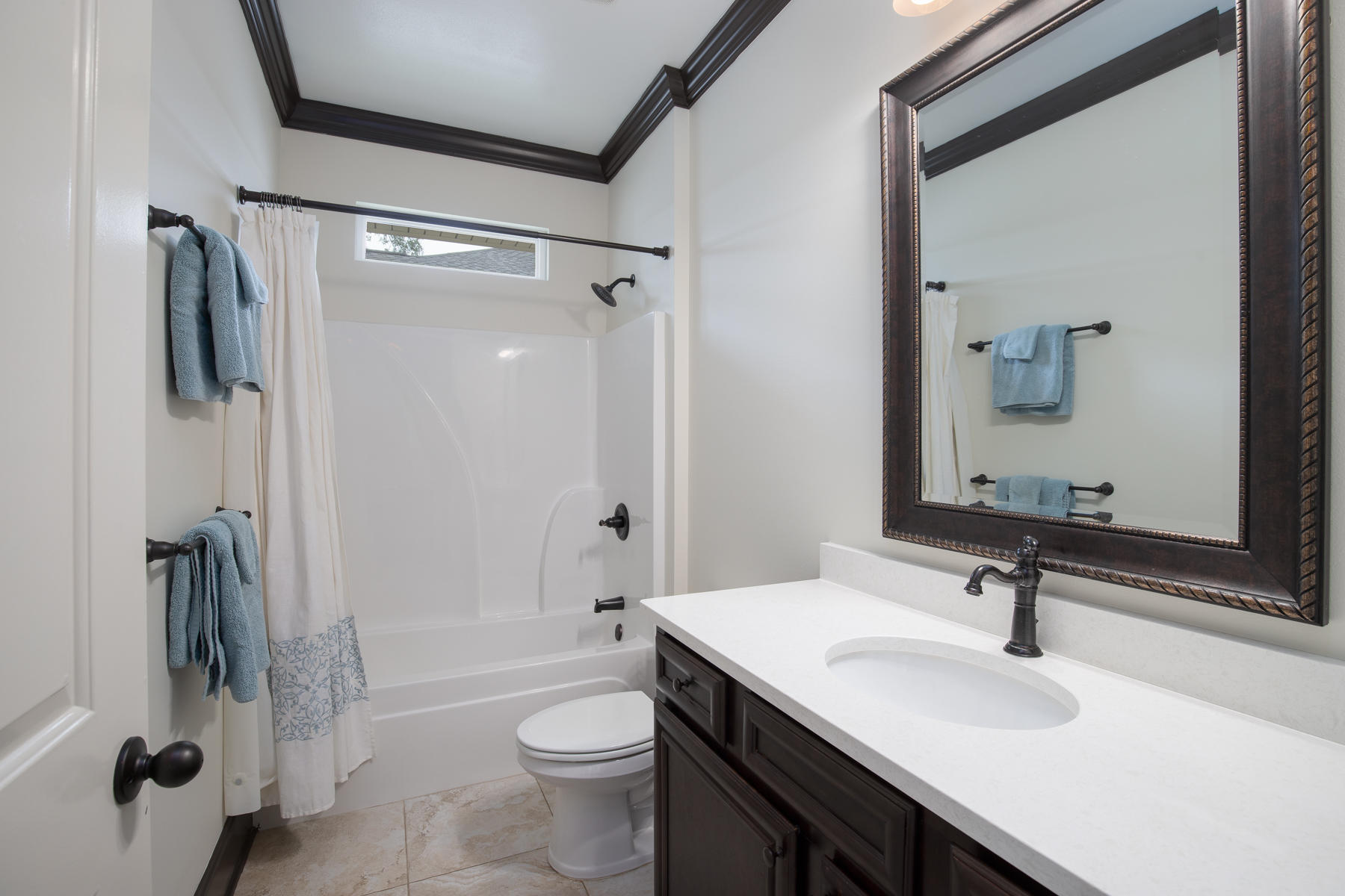 38 Pryor Road Southeast Fort Walton Beach, FL 32548 - Photo 11 of 21 Bathroom 2