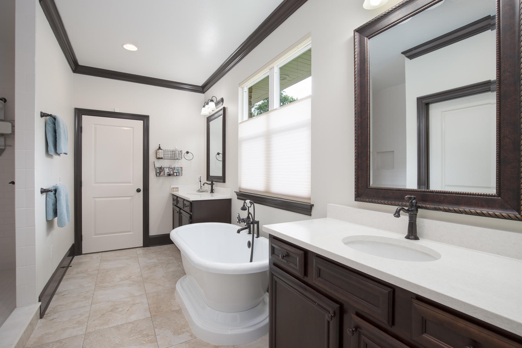 38 Pryor Road Southeast Fort Walton Beach, FL 32548 - Photo 14 of 21 Main Bathroom