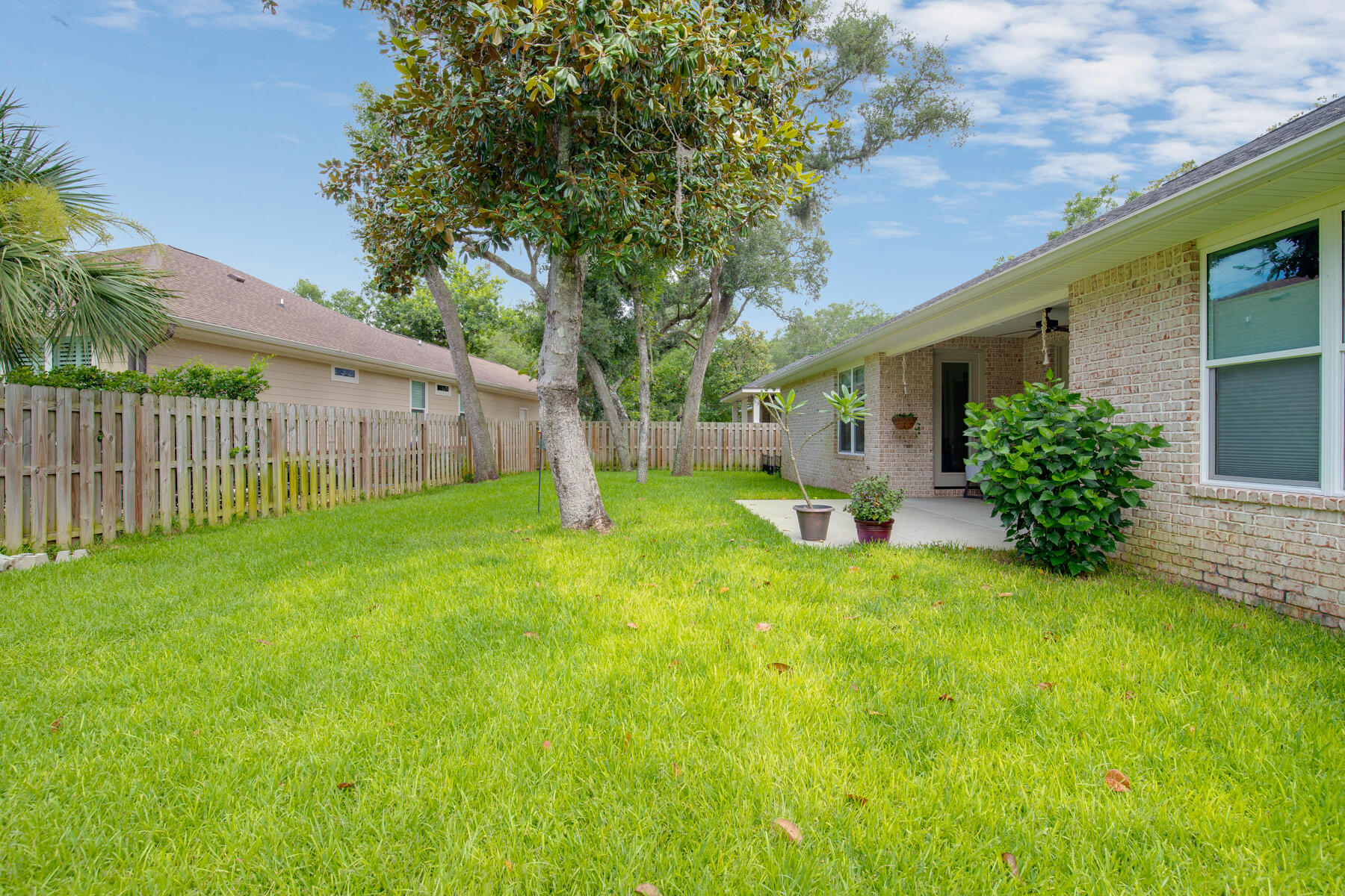 38 Pryor Road Southeast Fort Walton Beach, FL 32548 - Photo 18 of 21 Back yard